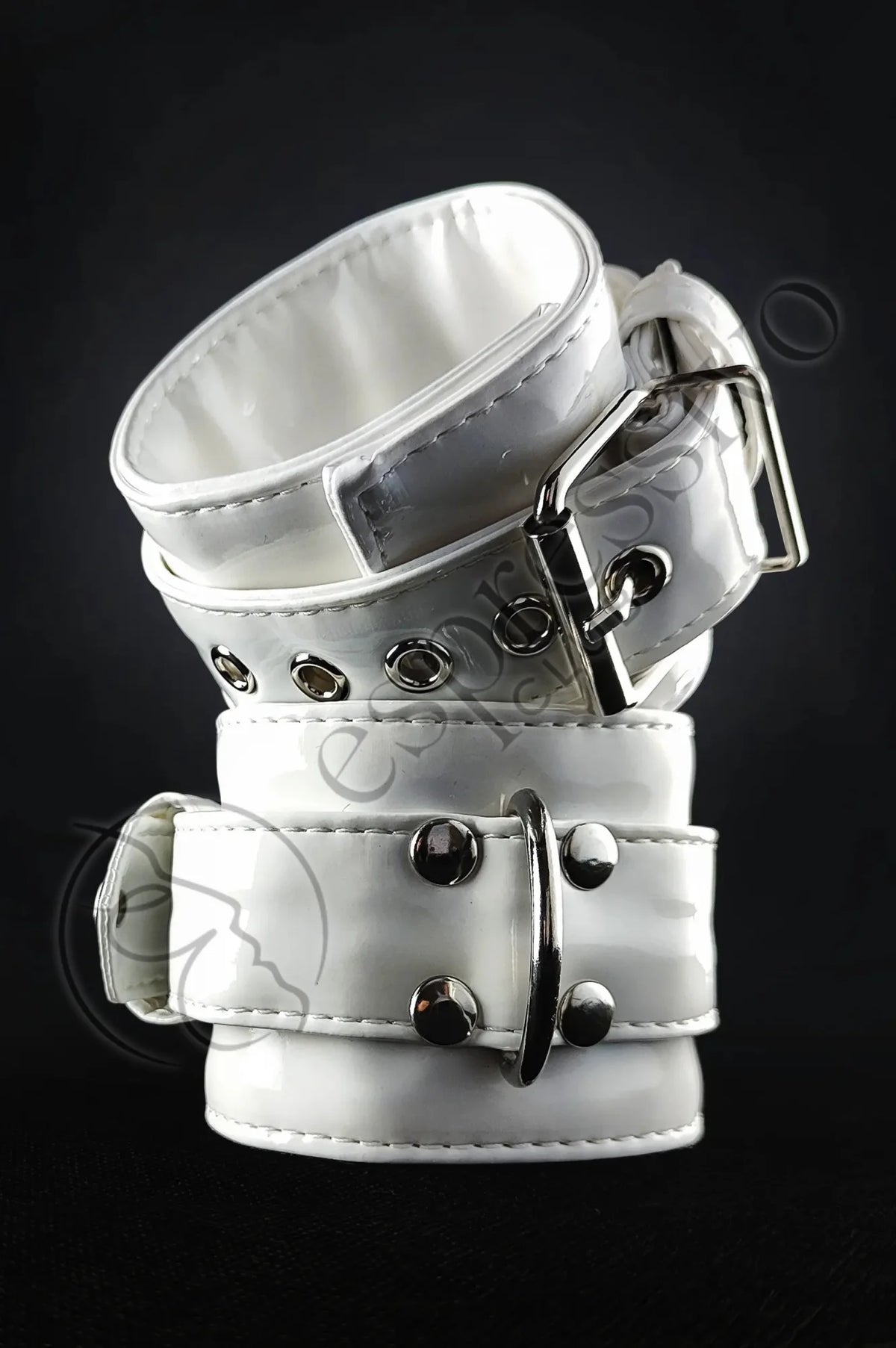 Commodore Cuffs Bondage cuffs in White PVC - Wrist & Ankle BDSM restraints – EspressivoClub